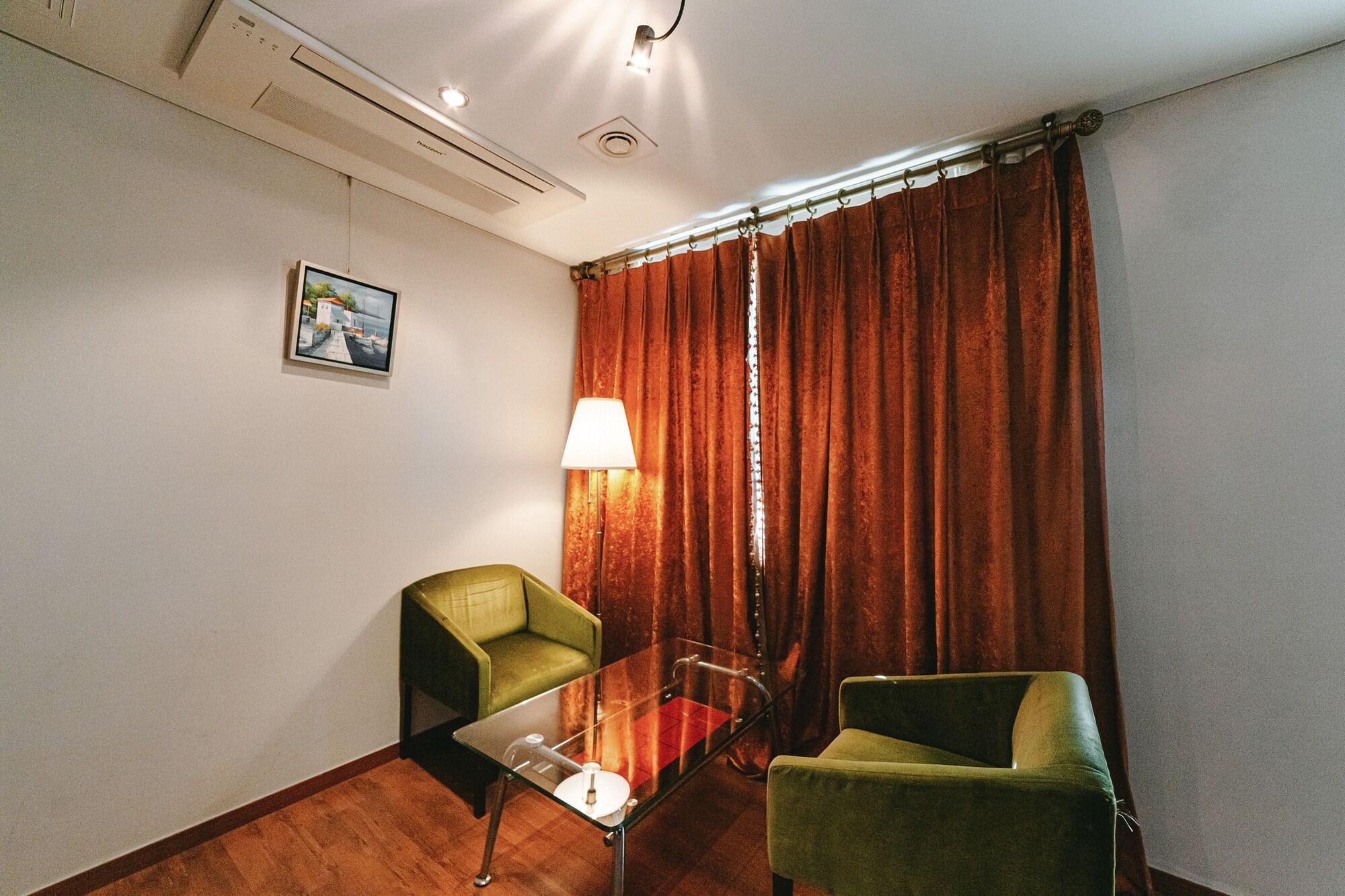 Gallery Tourist Hotel Tongyeong Eksteriør bilde