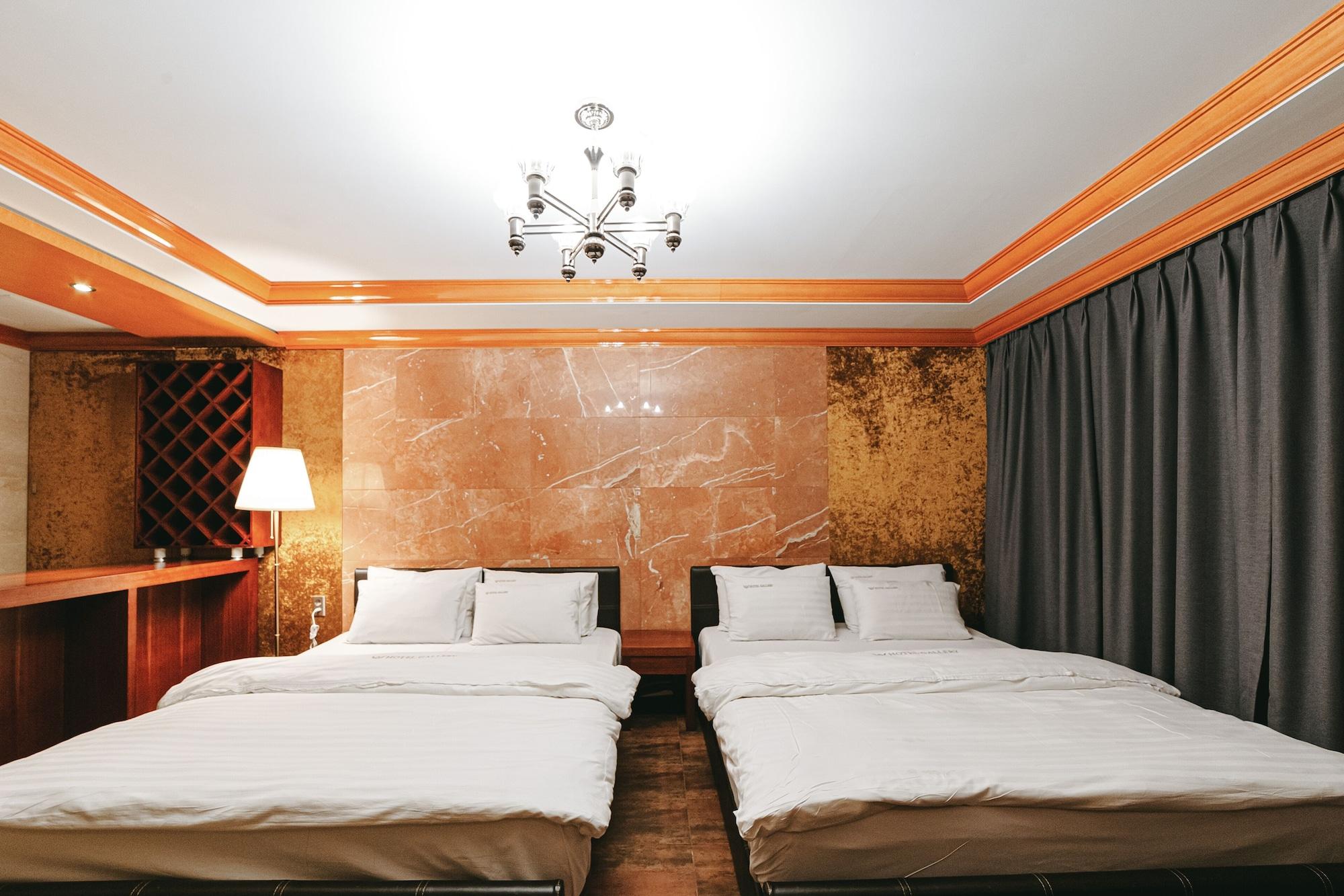 Gallery Tourist Hotel Tongyeong Eksteriør bilde