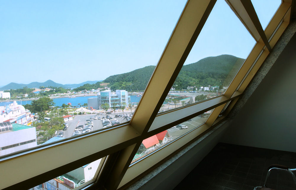 Gallery Tourist Hotel Tongyeong Eksteriør bilde