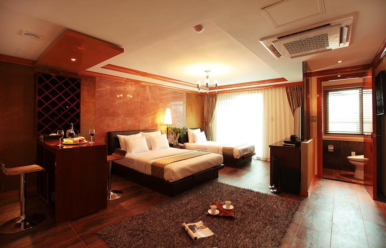 Gallery Tourist Hotel Tongyeong Eksteriør bilde