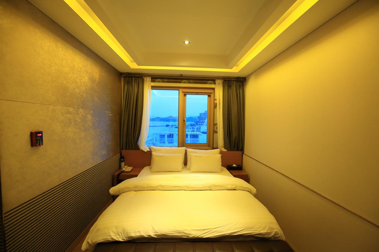 Gallery Tourist Hotel Tongyeong Eksteriør bilde