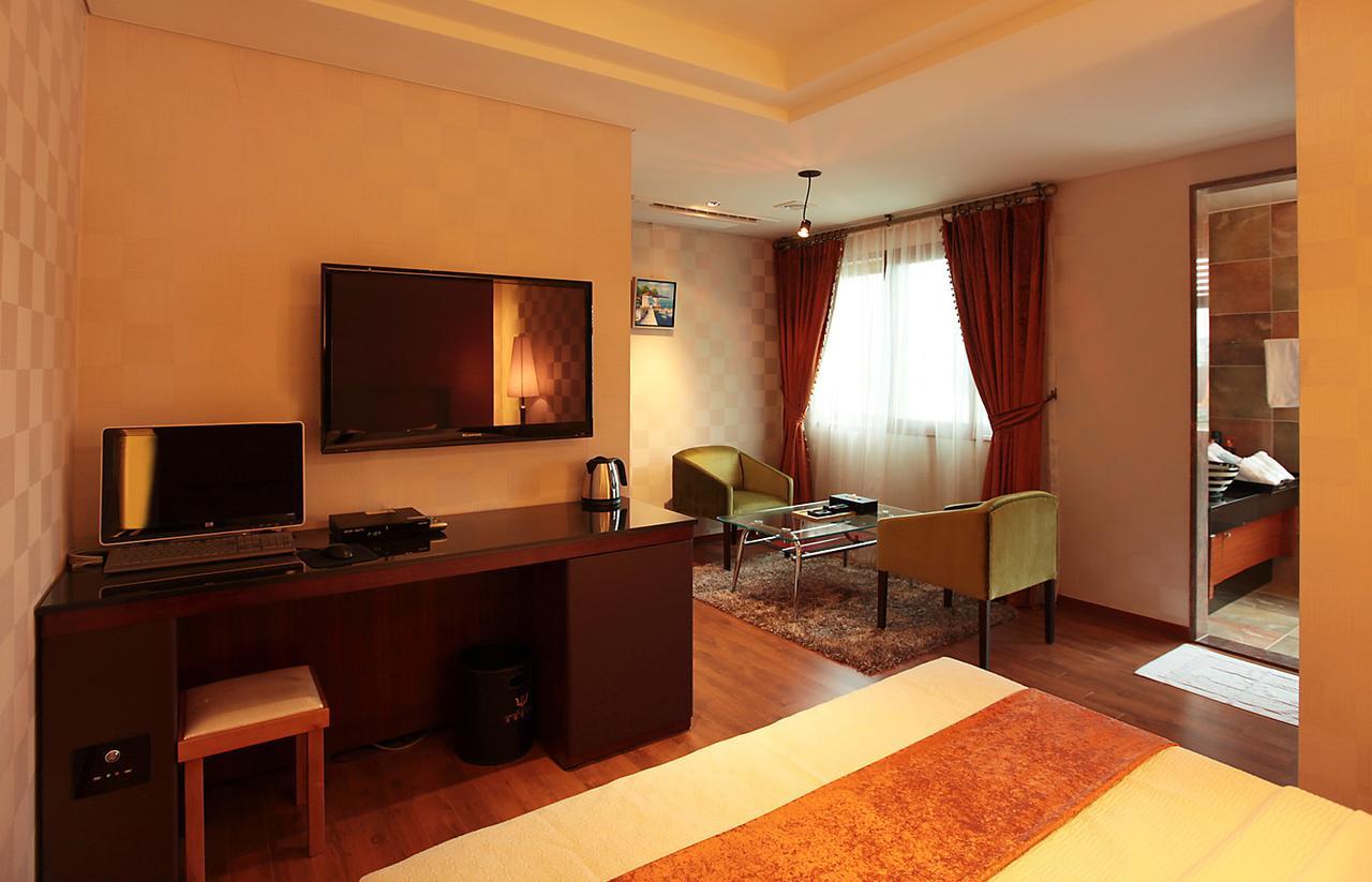 Gallery Tourist Hotel Tongyeong Rom bilde