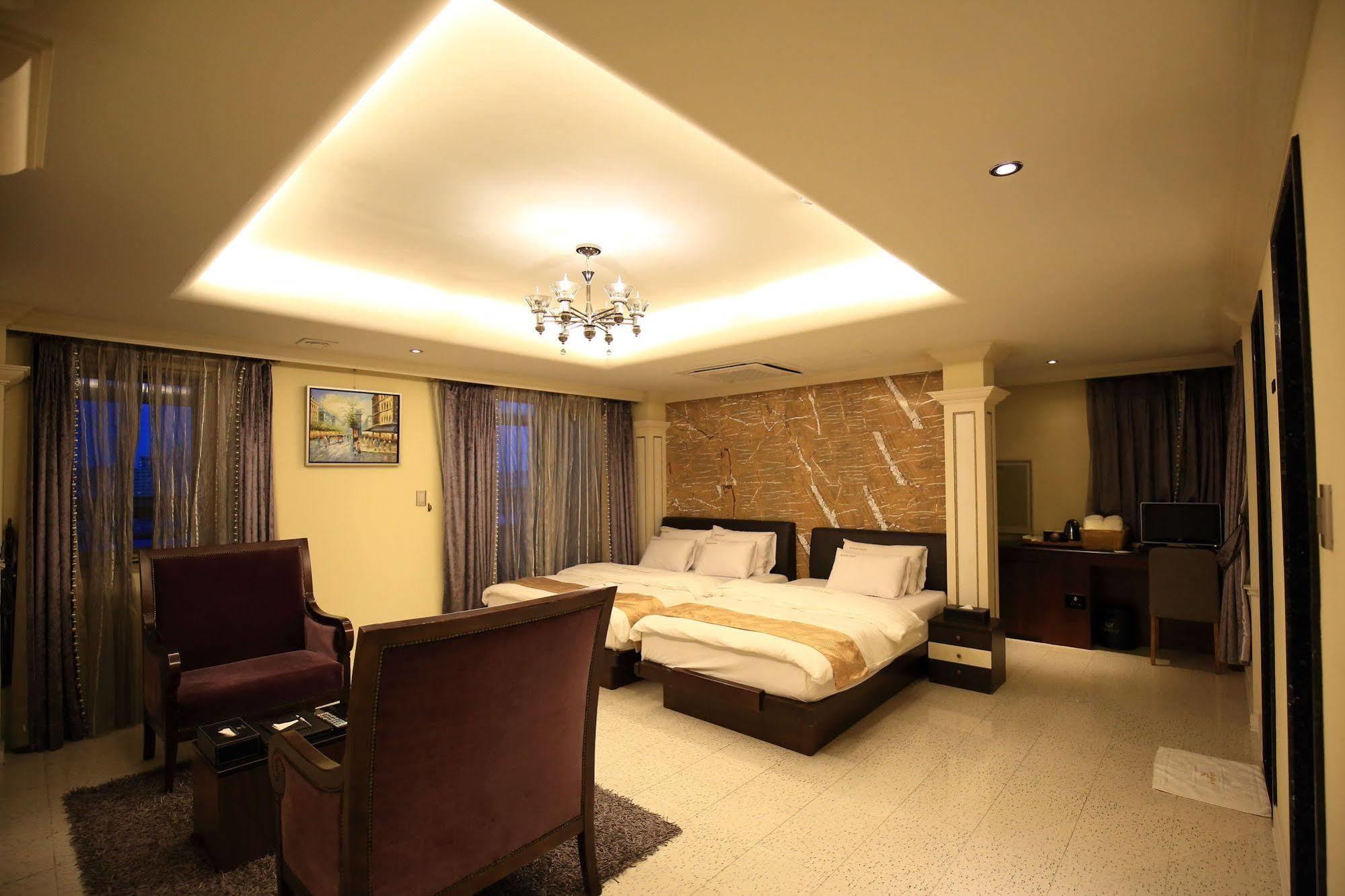 Gallery Tourist Hotel Tongyeong Eksteriør bilde